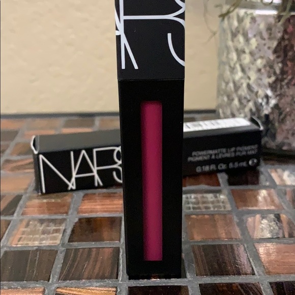 Sold!!! NARS powermatte lip pigment. - Picture 3 of 3